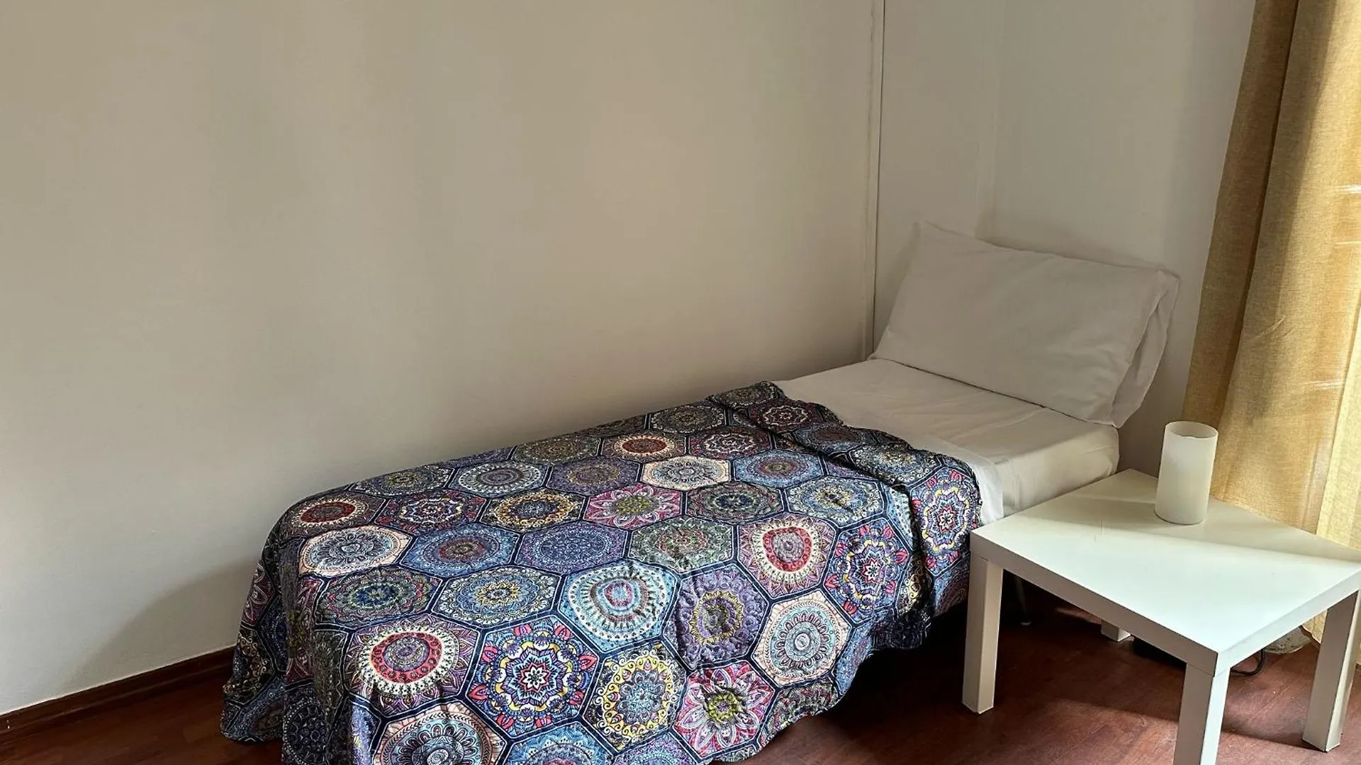 Via Zara Hostel Palermo Italy