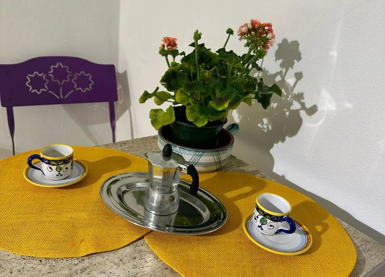 Hostal Albergue Via Zara Palermo Italia