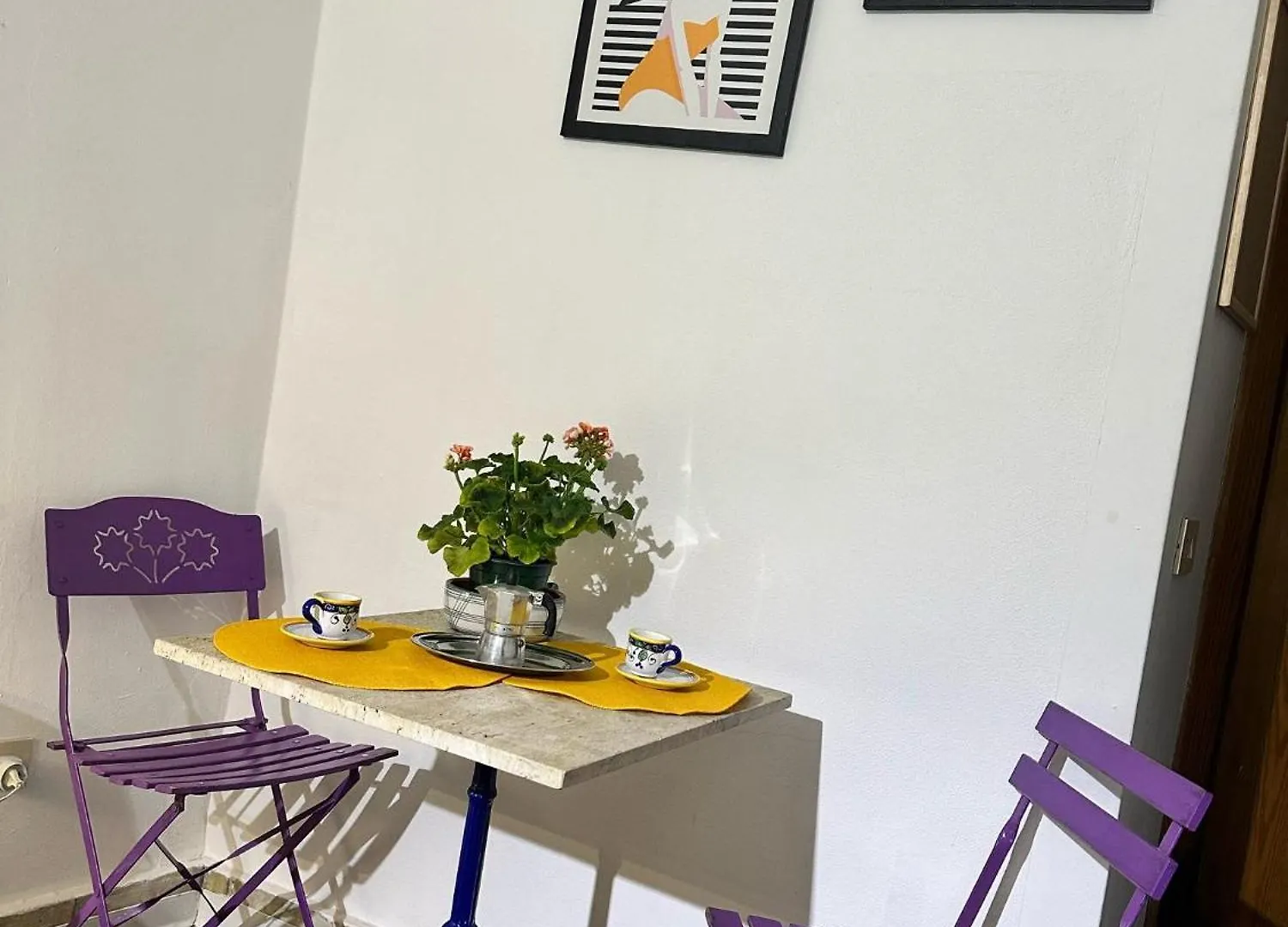 Hostal Albergue Via Zara Palermo